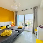 Penthouse Near Center And With Pool