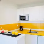 Penthouse Near Center And With Pool Daire Torremolinos