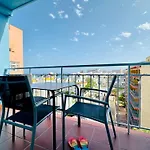 Penthouse Near Center And With Pool Torremolinos