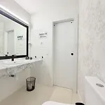 Penthouse Near Center And With Pool