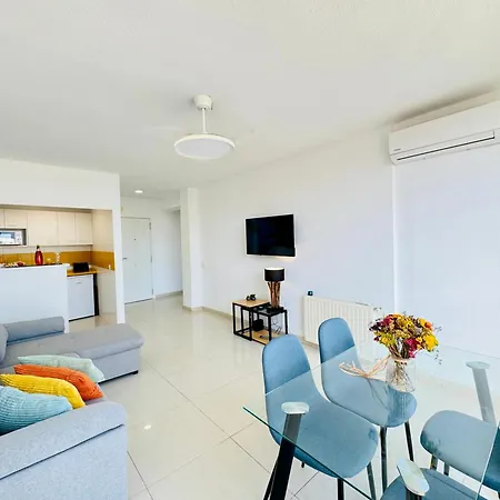 Penthouse Near Center And With Pool Апартаменти