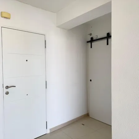 Penthouse Near Center And With Pool * Торремолінос