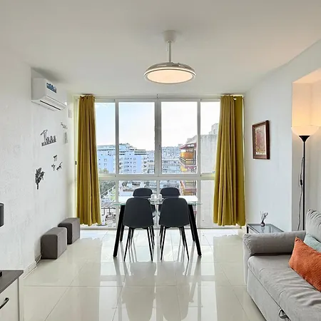 Penthouse Near Center And With Pool Daire *