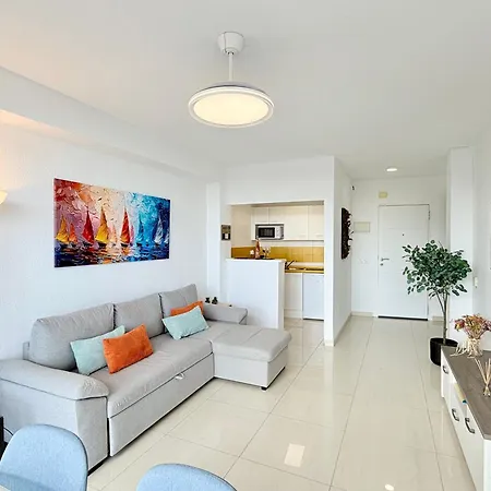 Penthouse Near Center And With Pool *